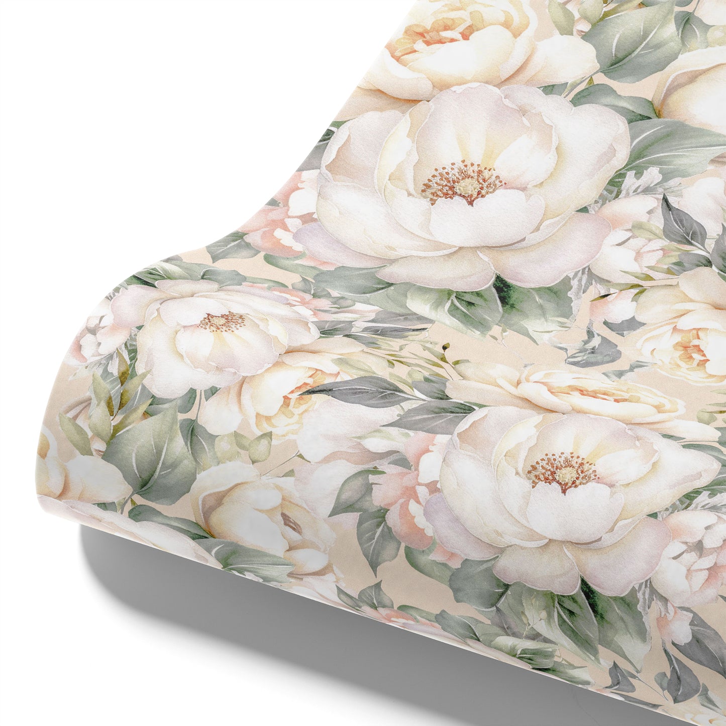 Maßangefertigte Vliestapete mit pastellfarbenen Blumen und Blättern im Aquarellstil im Schlafzimmer.