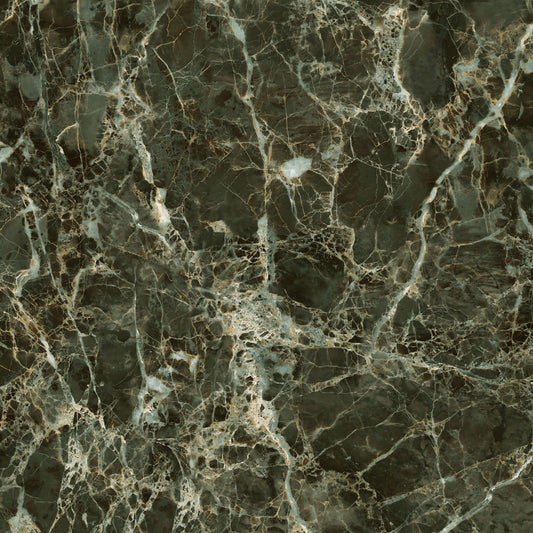 Maßangefertigte Vliestapete mit grünem Marmoroptik-Muster im Wohnzimmer mit Pflanze und Regal.