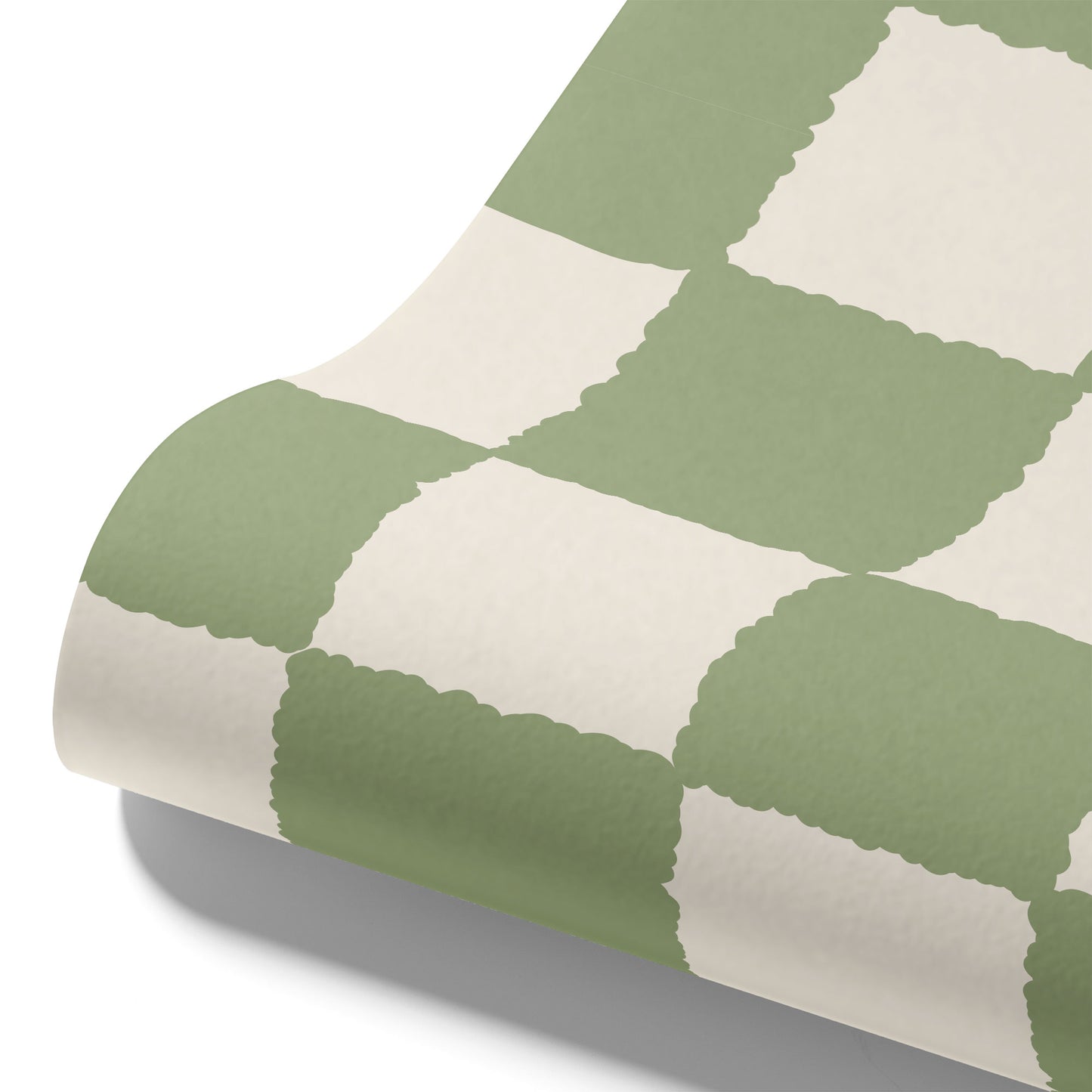 Maßangefertigte Vliestapete mit grün-weiß kariertem Muster im Schlafzimmer mit rosa Bettwäsche.