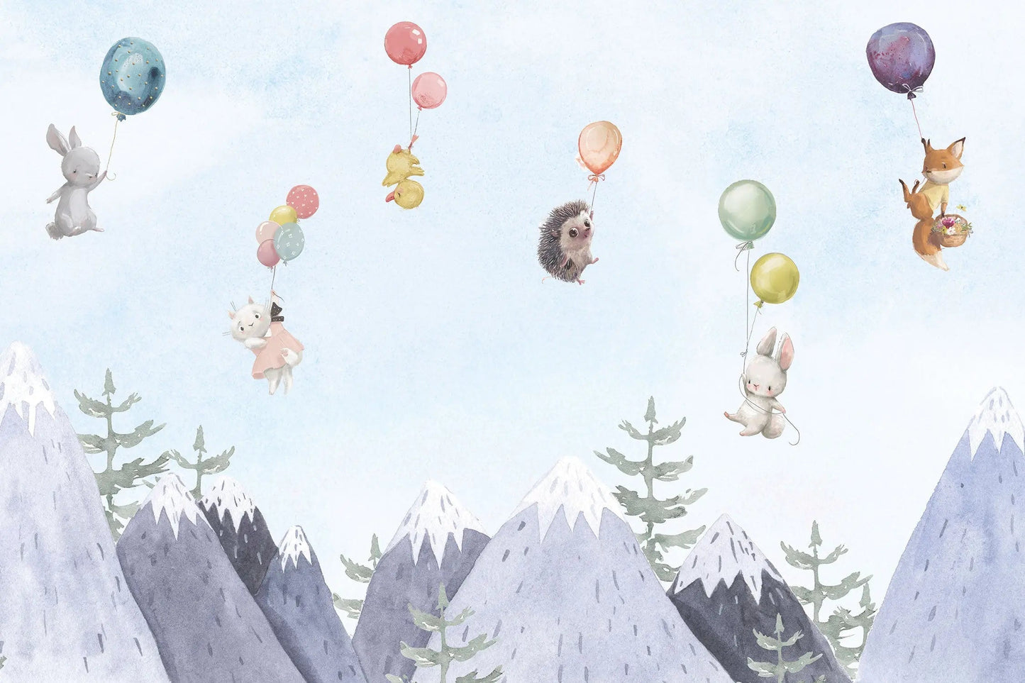 Maßangefertigte Vliestapete mit Aquarell-Berglandschaft, Tieren und bunten Ballons im Kinderzimmer.