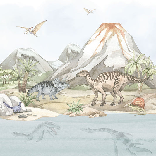Maßangefertigte Vliestapete mit pastellfarbenen Dinosauriern, Vulkan und Bergen im Aquarellstil für Kinderzimmer.