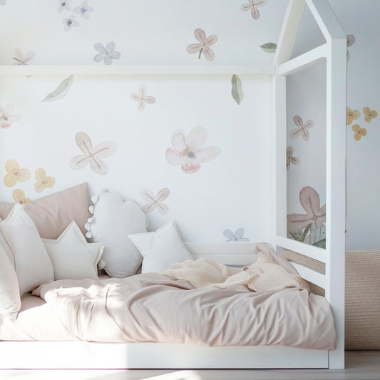 Wandtattoo zarte Blumen und Blätter in Aquarellpastelltönen, wiederablösbar, ohne weißen Rand.
