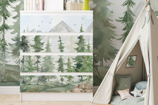 Möbelfolie im Tannenwald Design