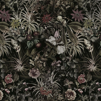Maßangefertigte Vliestapete mit botanischem Sepia-Blätter-Muster in dunklen, vintage Farben.