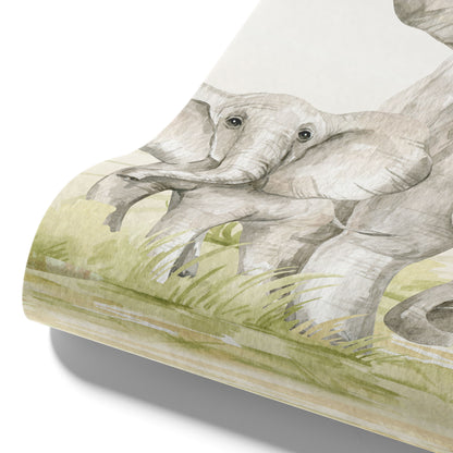 Maßangefertigte Vliestapete mit Aquarell-Safari-Motiv, Elefanten, Geparden und Affen an Lianen in Pastellfarben.