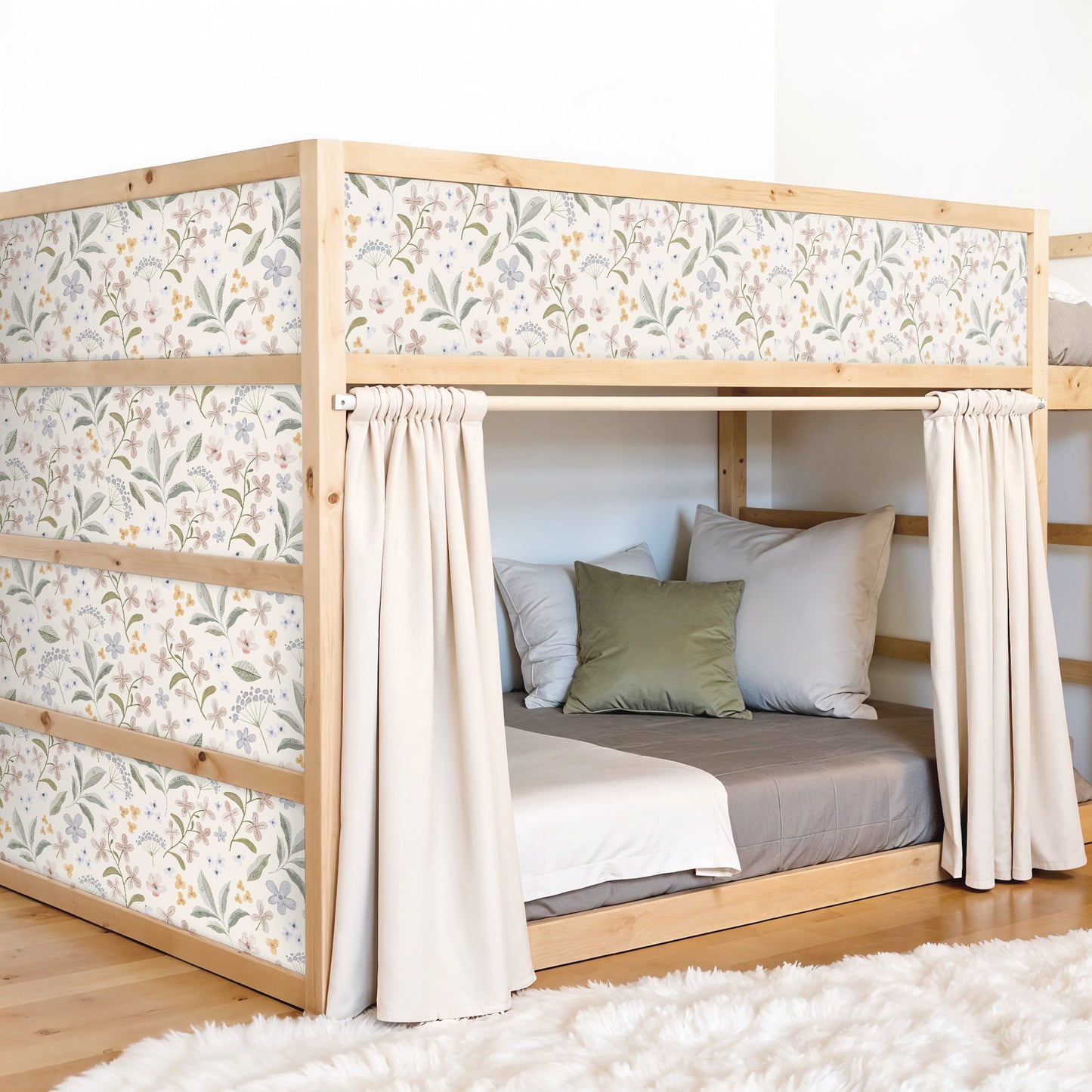 Bettaufkleber Set für IKEA Kura - Zarte Blütenwelt