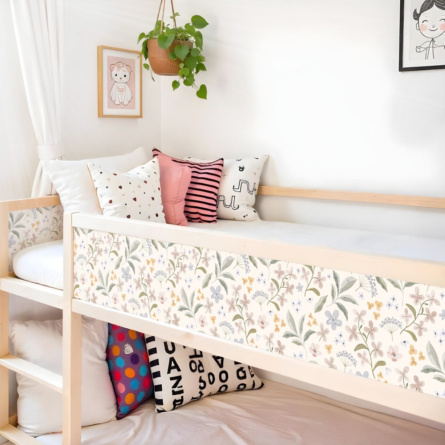 Bettaufkleber Set für IKEA Kura - Zarte Blütenwelt