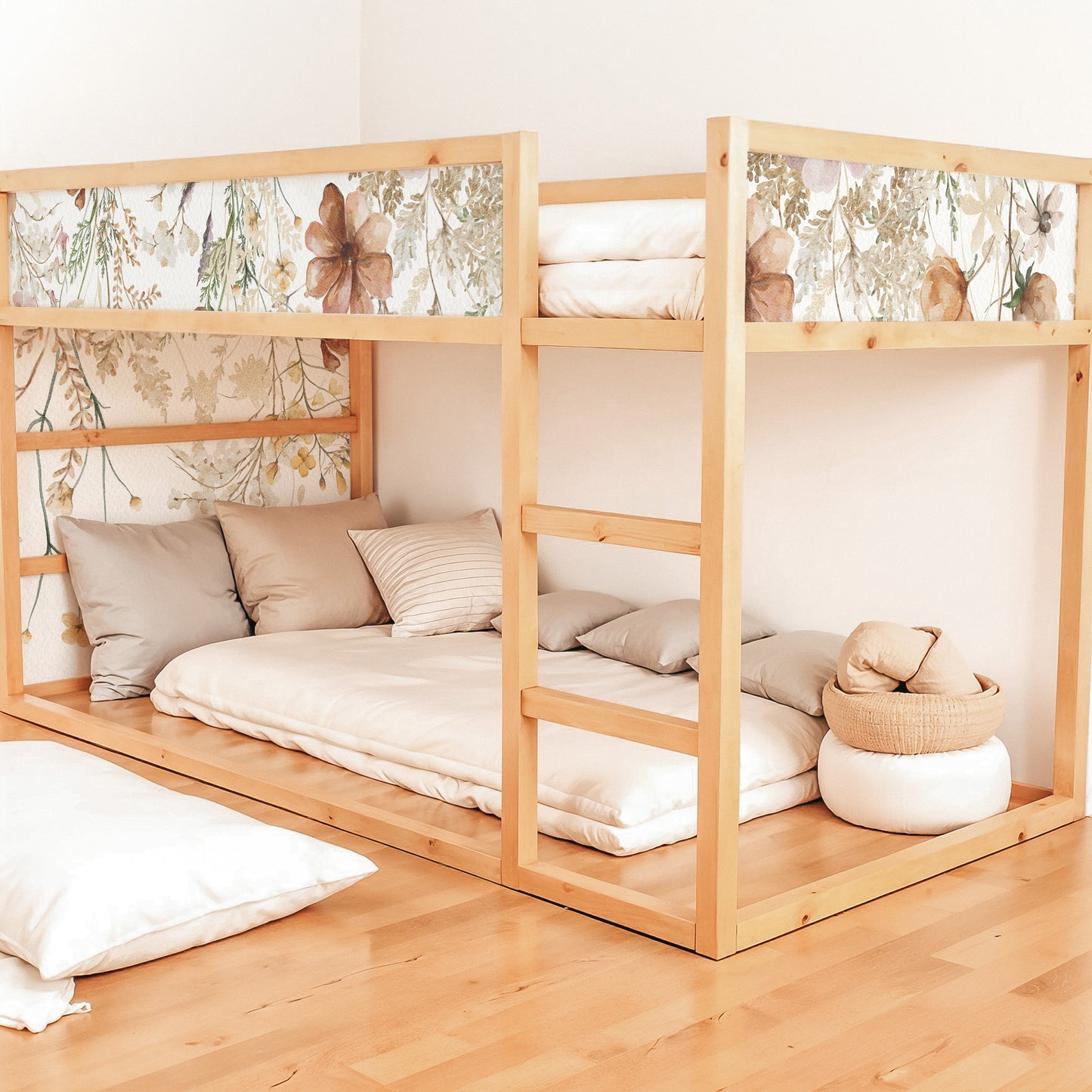 Bettaufkleber Set für IKEA Kura - Vintage Flower Border