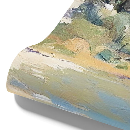 Maßangefertigte Vliestapete mit mediterraner Küstenlandschaft in Blau- und Sandtönen im Wohnzimmer.