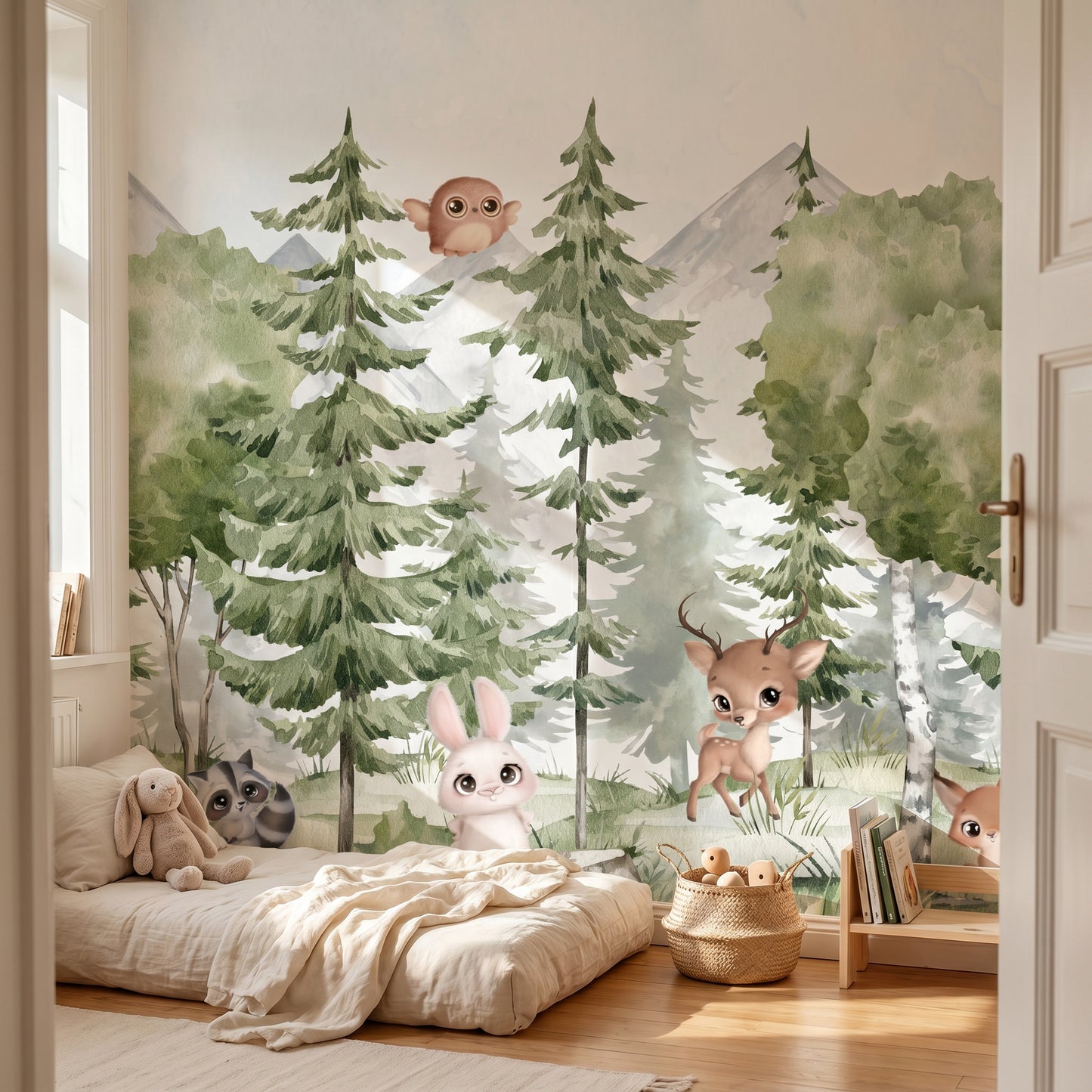 Kindertapete Tannen­wald mit Tie­ren