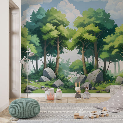 Maßangefertigte Vliestapete mit comicartigem Waldmotiv, grünen Bäumen und Felsen für Kinderzimmer.