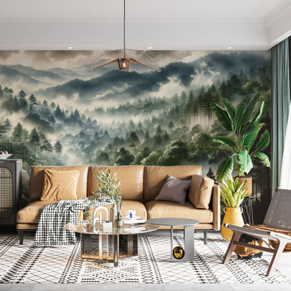Maßangefertigte Vliestapete mit Aquarell-Waldlandschaft und nebelverhangenen Hügeln im Wohnzimmer.